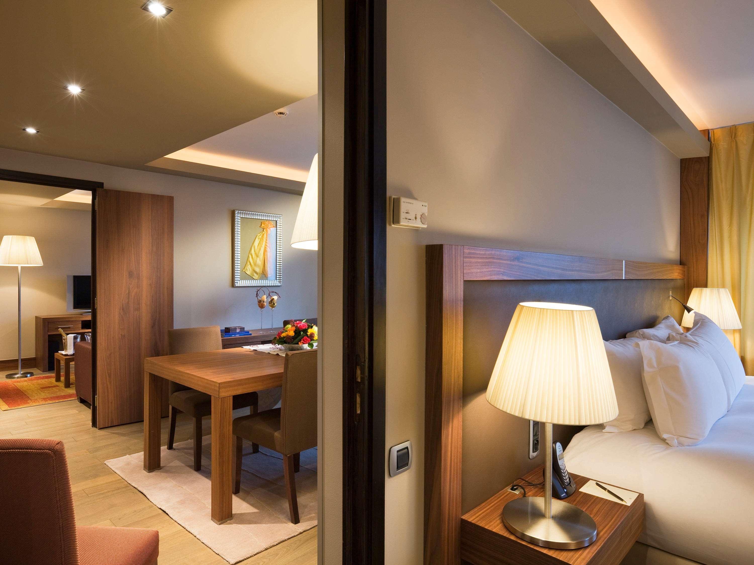 Sofitel Lyon Bellecour Hotel Bagian luar foto Suite