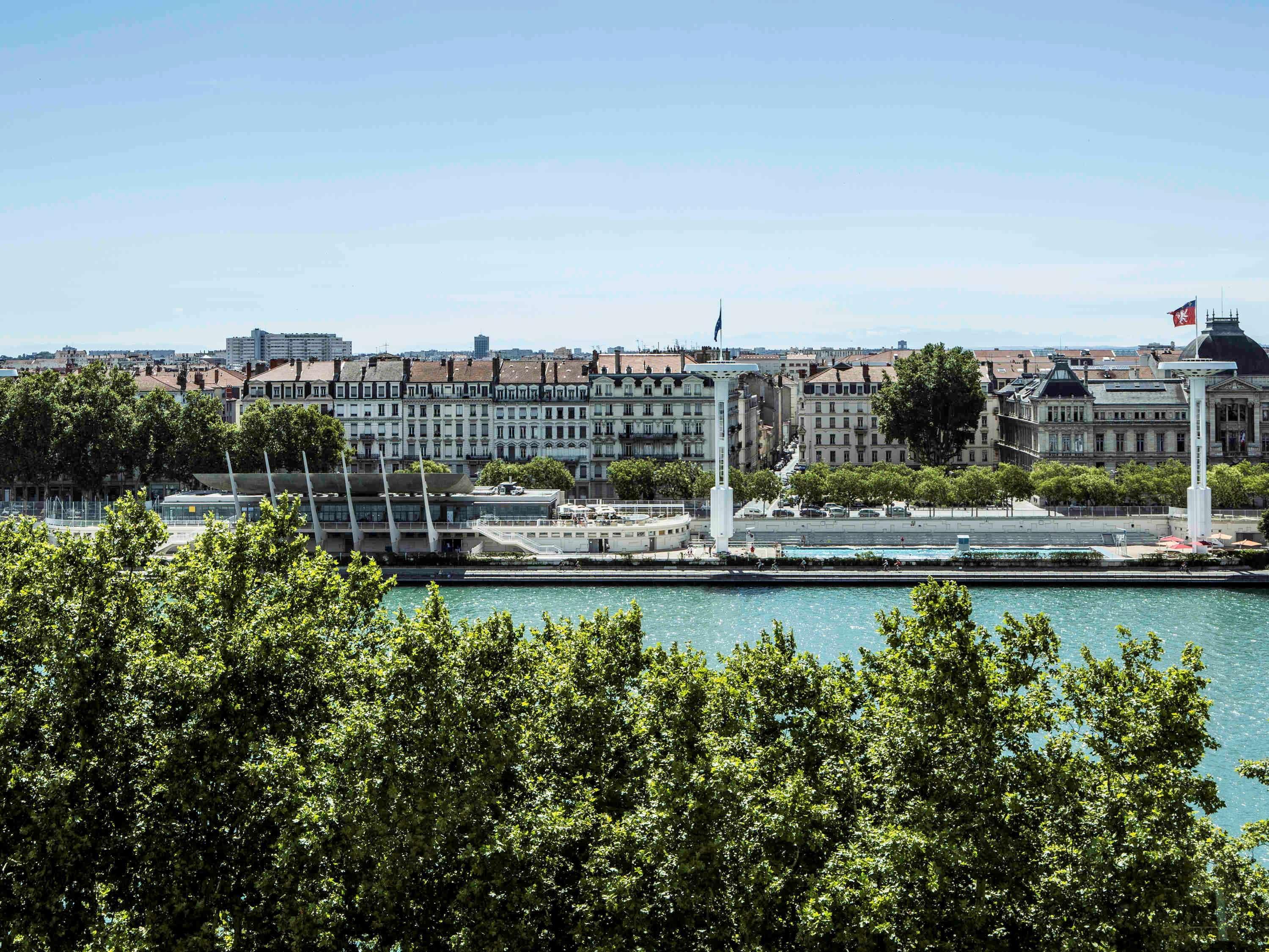 Sofitel Lyon Bellecour Hotel Bagian luar foto The port of Nantes