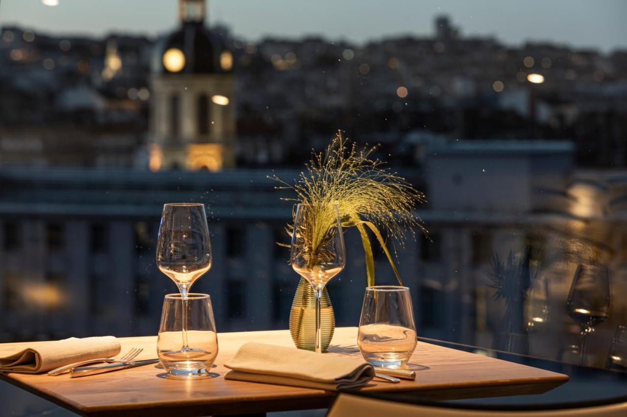 Sofitel Lyon Bellecour Hotel Bagian luar foto Restaurant 1728