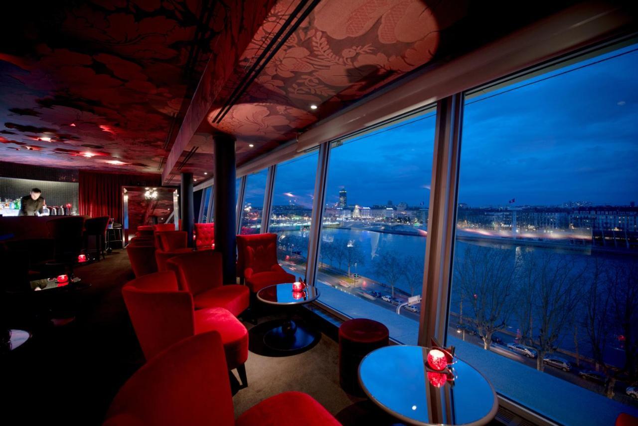 Sofitel Lyon Bellecour Hotel Bagian luar foto The Sky Bar